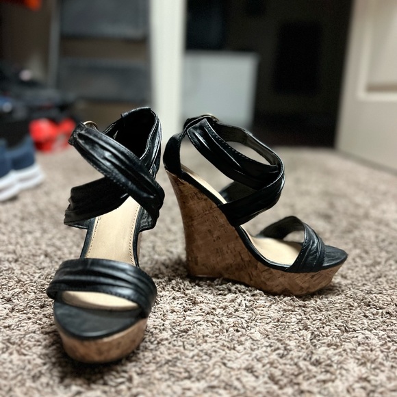 Classic black strap with cork brown platforms - Picture 2 of 6